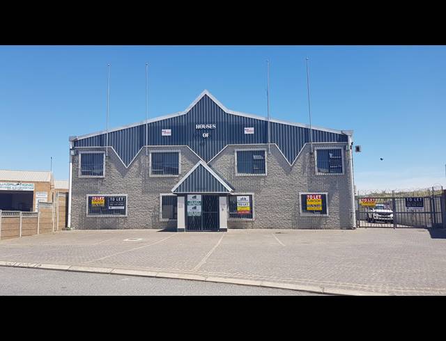 752M² FACTORY TO LET IN EVERITE INDUSTRIA